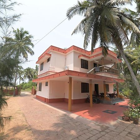 The Camp Club Beach Villa Payyannur Esterno foto