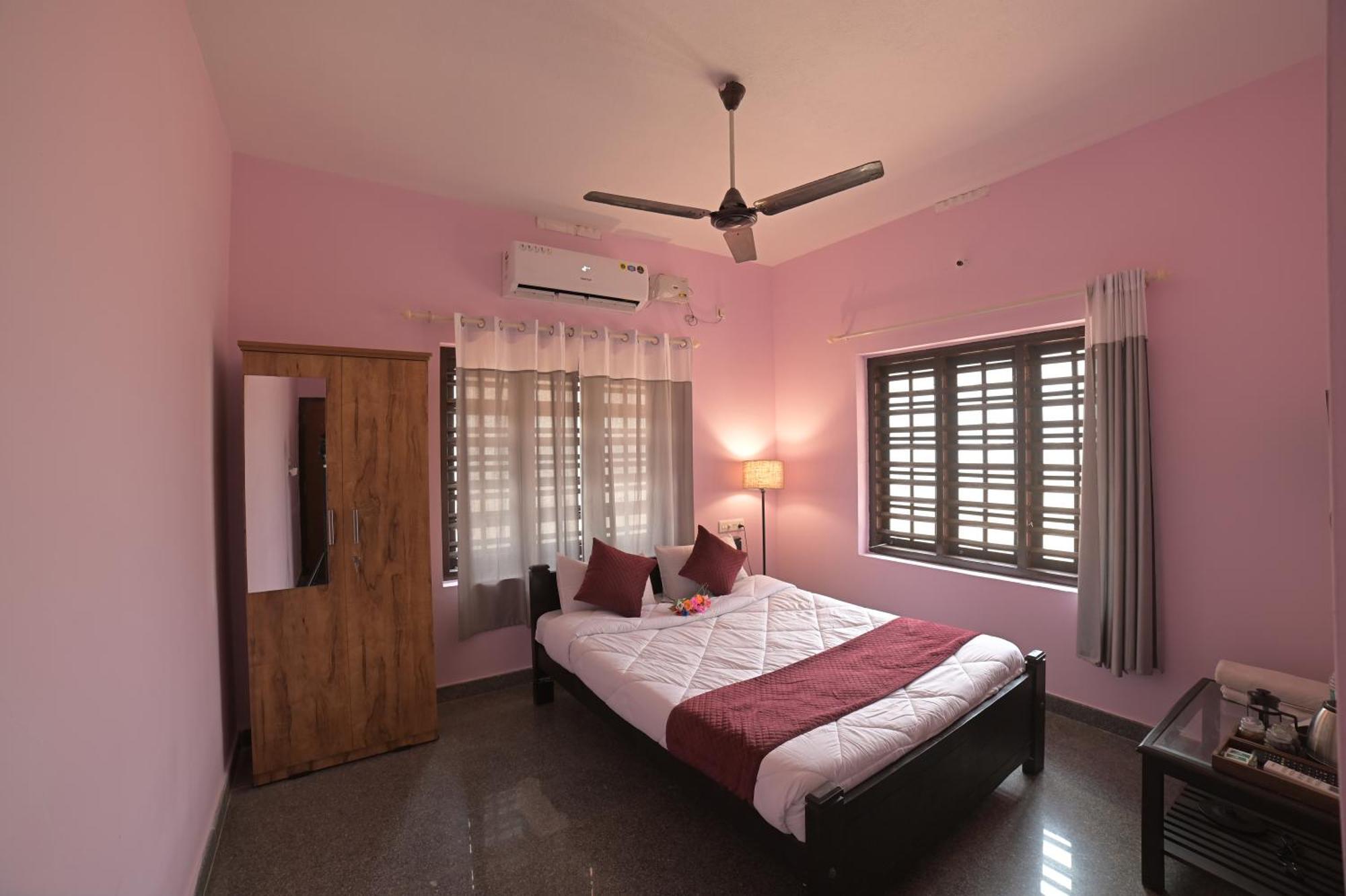 The Camp Club Beach Villa Payyannur Esterno foto